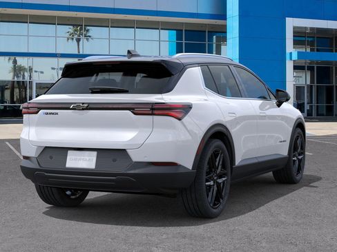 New 2026 Chevrolet Equinox EV LT FWD image 23