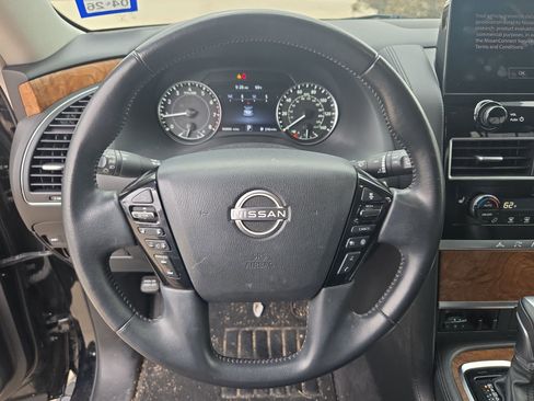 Used 2021 Nissan Armada SL w/ Captain's Chairs Package image 10