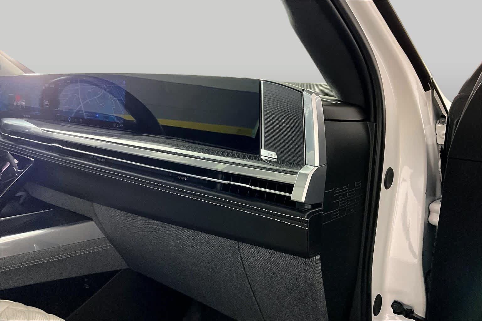 Used 2025 Cadillac Escalade V w/ LPO, Floor Liner Package AWD/4WD image 17