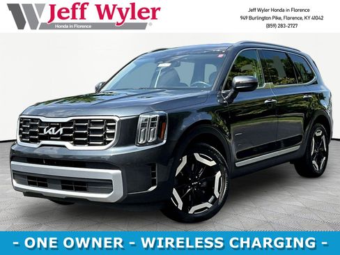 Used 2023 Kia Telluride S FWD image 1