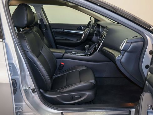 Used 2021 Nissan Maxima 3.5 SV w/ Floor Mat Group FWD image 40