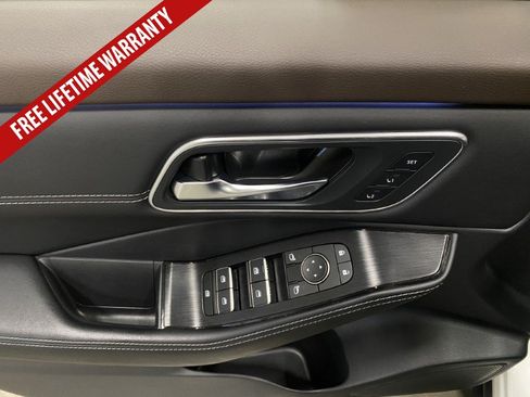 Used 2023 Nissan Rogue Platinum AWD/4WD image 30