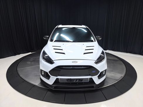 Used 2017 Ford Focus RS AWD/4WD image 10