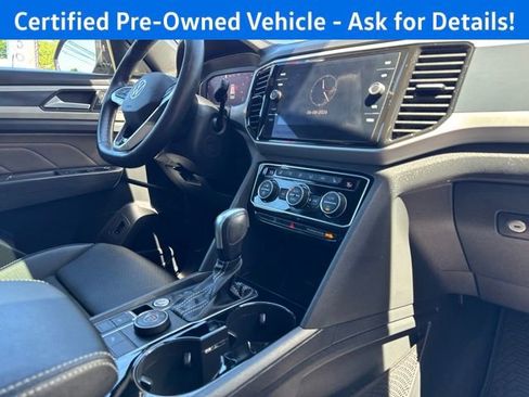 Certified 2023 Volkswagen Atlas Cross Sport SEL R-Line AWD/4WD image 31
