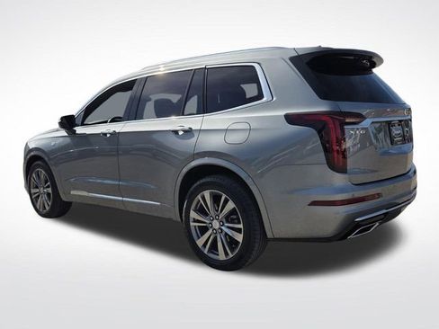 Used 2024 Cadillac XT6 Premium Luxury FWD image 7
