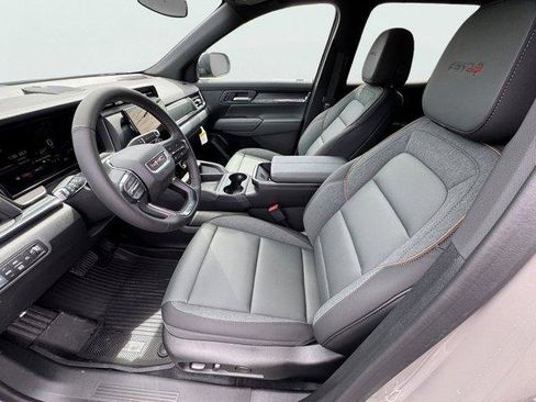 New 2026 GMC Terrain AT4 w/ LPO, Floor Liner Package image 7