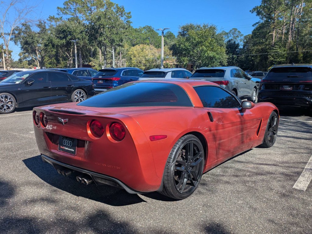 Used 2005 Chevrolet Corvette Coupe w/ Preferred Equipment Group RWD image 4