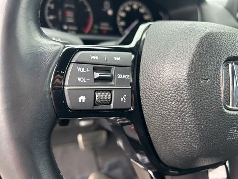Used 2024 Honda Civic Sport image 15
