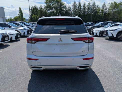 Used 2022 Mitsubishi Outlander SEL FWD image 4