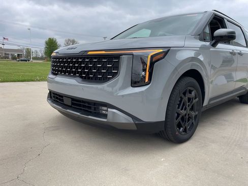 New 2026 Kia Carnival SX FWD image 16