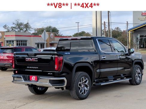 New 2026 GMC Sierra 1500 SLT image 9