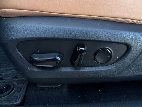 Used 2024 Lexus RX 350 w/ Technology Package image 11