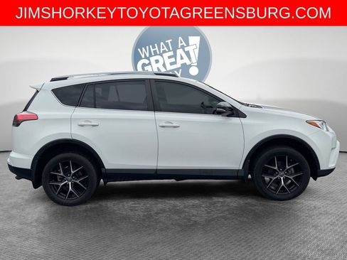 Used 2018 Toyota RAV4 SE w/ Power Extra Value Package image 2