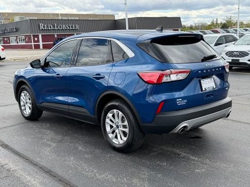 Certified 2022 Ford Escape SE w/ Convenience Package AWD/4WD image 3