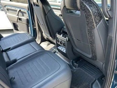Used 2026 Land Rover Defender 110 image 19