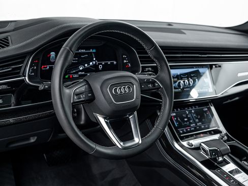 Used 2023 Audi Q8 Prestige AWD/4WD image 10