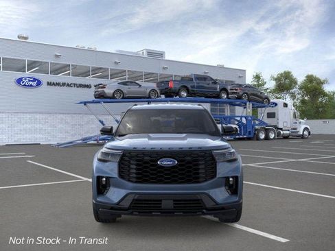 New 2026 Ford Explorer ST-Line image 2