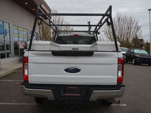 Used 2017 Ford F250 XL w/ XL Value Package image 6