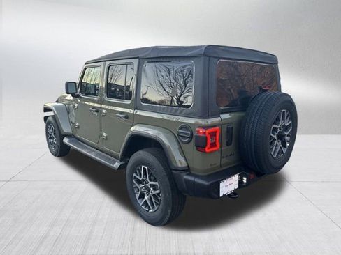 New 2026 Jeep Wrangler Sahara image 7