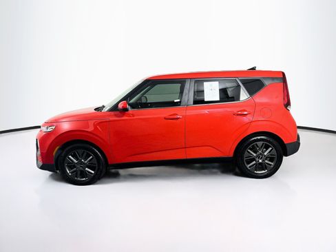 Used 2022 Kia Soul EX FWD image 4