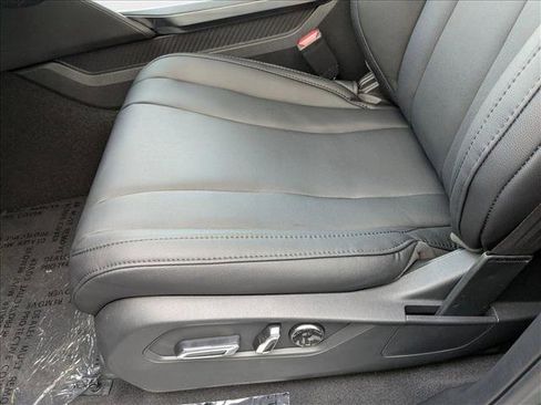 New 2026 Acura MDX SH-AWD image 4