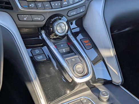 Certified 2025 Acura TLX w/ Technology Package image 21