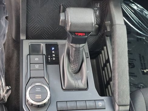 Certified 2024 Toyota Tacoma TRD Sport RWD image 18
