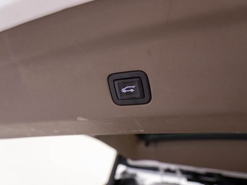 Used 2021 GMC Yukon Denali image 37