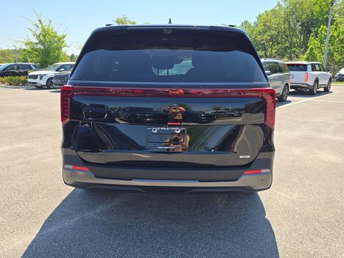New 2026 Kia Carnival SX Prestige FWD image 7