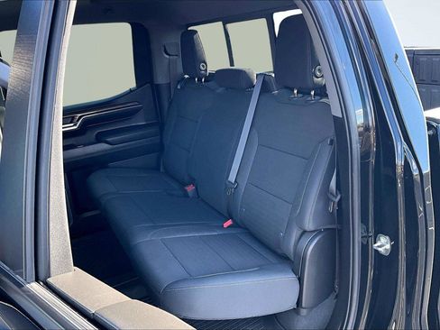 Used 2024 Chevrolet Silverado 1500 LT Trail Boss w/ Convenience Package II image 27