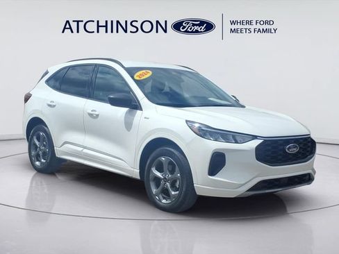 Certified 2024 Ford Escape ST-Line w/ Tech Pack #1 AWD/4WD image 3