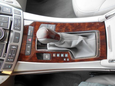 Used 2010 Buick LaCrosse CXL FWD image 15