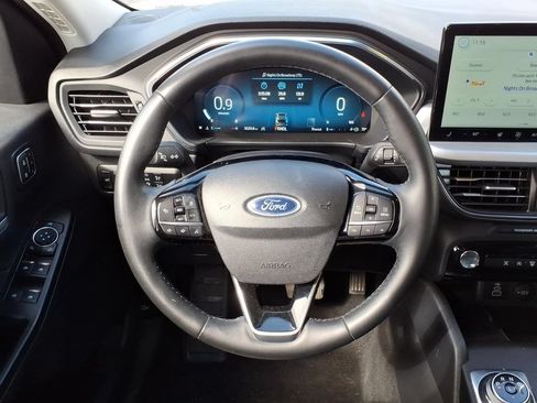 Used 2025 Ford Escape Platinum AWD/4WD image 12