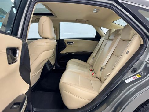 Used 2014 Toyota Avalon XLE Touring FWD image 17