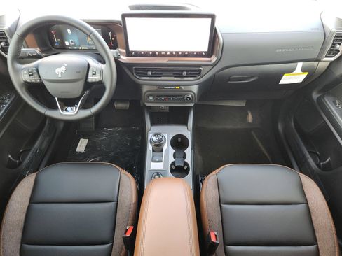 New 2026 Ford Bronco Sport Outer Banks w/ Outer Banks Tech Package+ AWD/4WD image 23