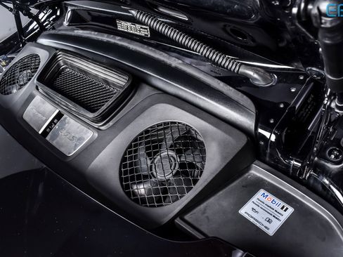 Used 2018 Porsche 911 Carrera S image 14