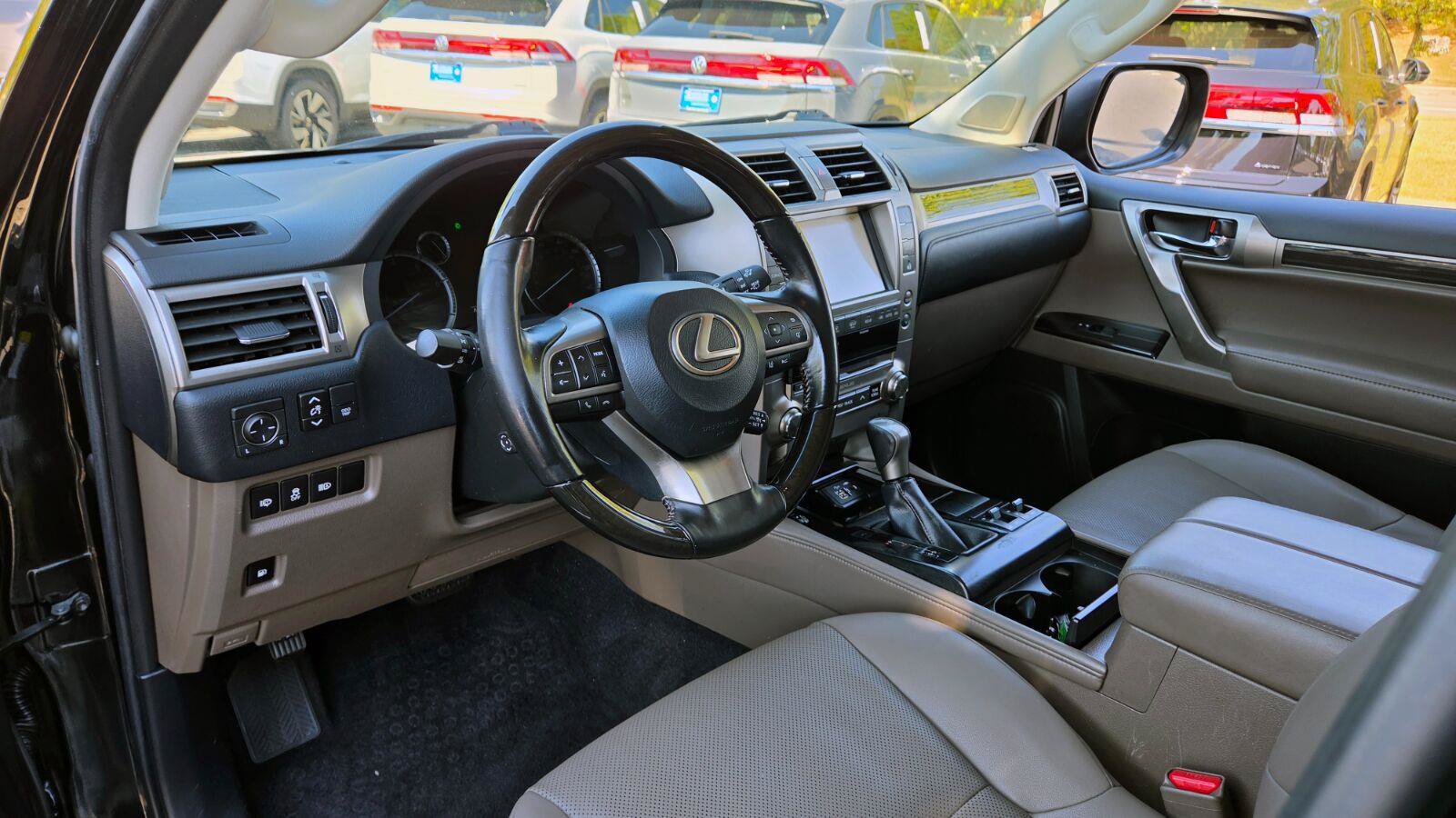Used 2020 Lexus GX 460 Premium w/ Premium Package AWD/4WD image 27