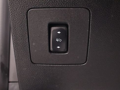 Used 2016 Ford F150 XLT w/ Equipment Group 302A Luxury AWD/4WD image 25