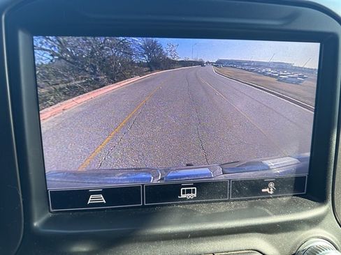 Used 2021 GMC Sierra 1500 AT4 image 4