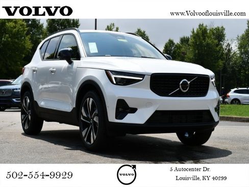 New 2025 Volvo XC40 B5 Plus w/ Protection Package Premier image 1