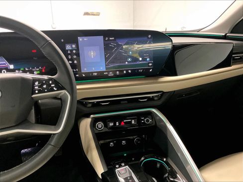 Certified 2025 Audi Q5 Premium Plus w/ Premium Plus image 9