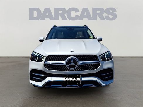 Used 2021 Mercedes-Benz GLE 450 4MATIC image 2