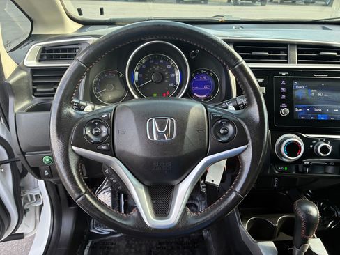 Used 2018 Honda Fit Sport image 18