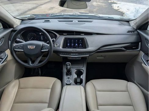 Used 2020 Cadillac XT4 Premium Luxury w/ Driver Awareness Package FWD image 25