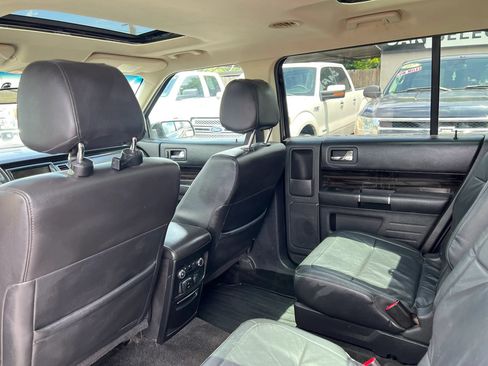 Used 2014 Ford Flex SEL w/ Equipment Group 202A FWD image 10