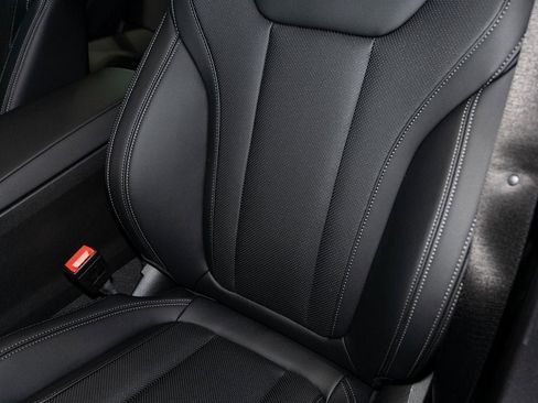 New 2026 BMW 330i xDrive Sedan w/ Premium Package image 17