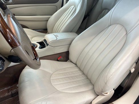 Used 1999 Jaguar XK8 Convertible RWD image 10