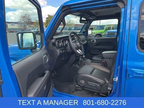Used 2023 Jeep Gladiator Overland AWD/4WD image 13