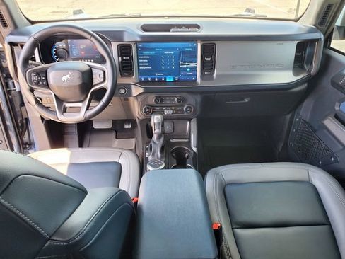 Used 2023 Ford Bronco Outer Banks AWD/4WD image 5