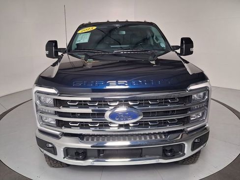 Used 2023 Ford F250 Lariat w/ Lariat Ultimate Package AWD/4WD image 8